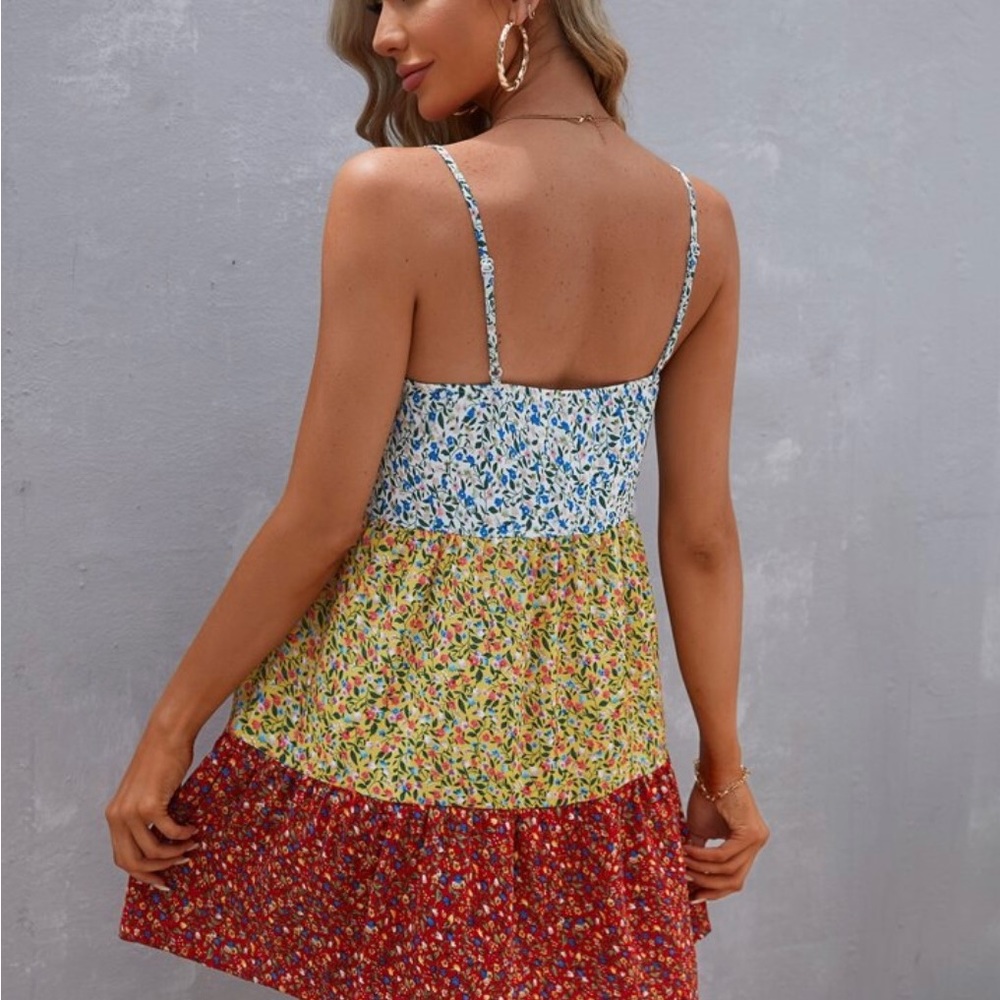 SHEIN VCAY Ditsy Floral Print Colorblock Ruffle Hem Cami Dress Sz M - Picture 3 of 10
